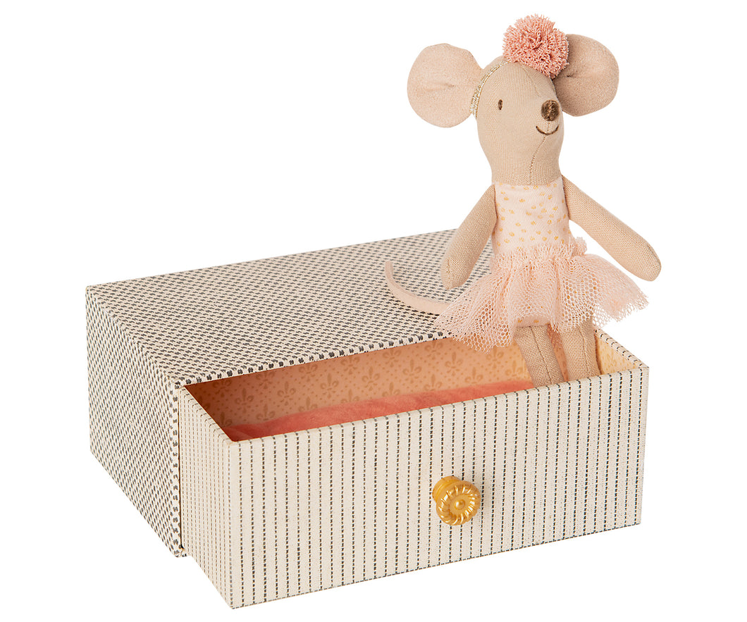 Maileg Tanzmaus im Tagesbett - Kleine Schwester