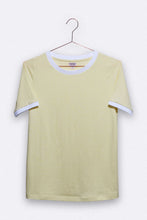 Lade das Bild in den Galerie-Viewer, Love Kids Wear BALTHASAR T-Shirt *hellgelb* für Frauen
